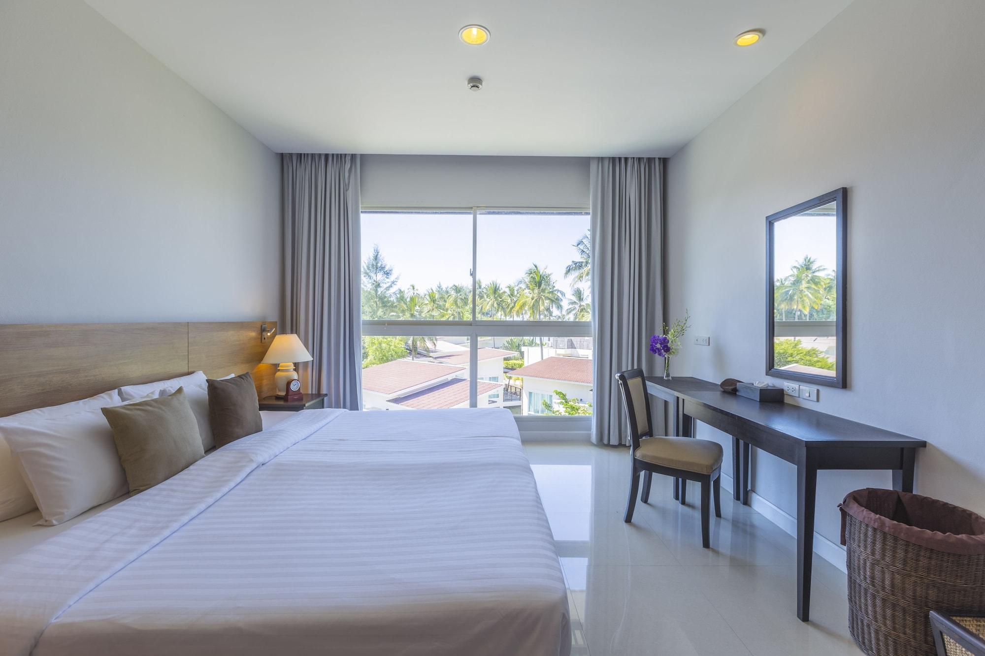 Kantary Beach Hotel Villas & Suites Khao Lak Exterior photo